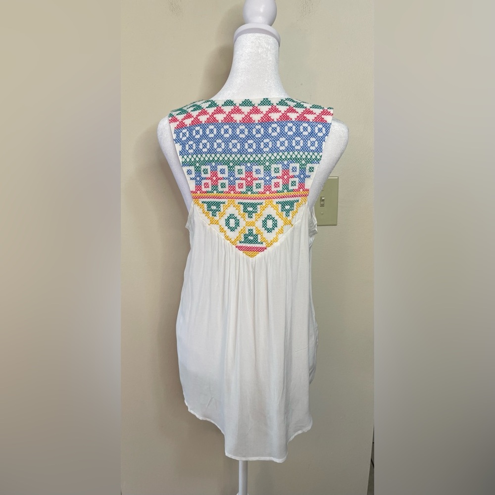 Lovestitch Women’s Bohemian Embroidery Tank Top V- Neck Size Medium. NWT - Picture 14 of 17